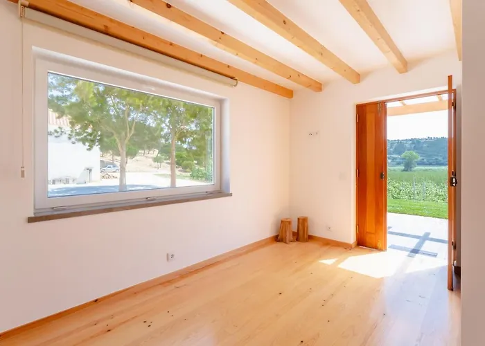 Monte Da Varzea Da Rainha